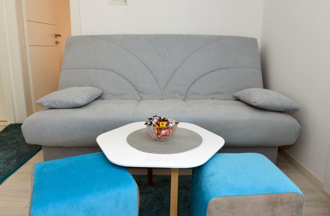 Apartmani Stefanija Tivat Eksteriør bilde